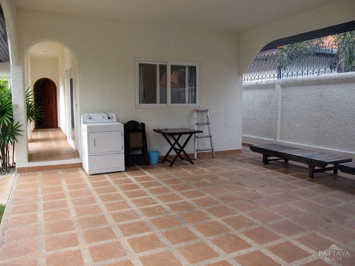 3 bedrooms Cafe / restaurant in Pattaya, Thailand No. 1358