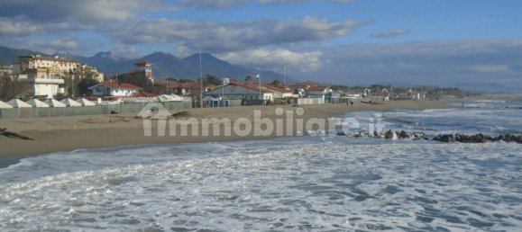 3 bedrooms Apartment in Montignoso, Italy No. 355278 3