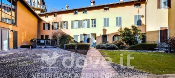 4 rooms Apartment in Imbersago, Italy No. 31763 4