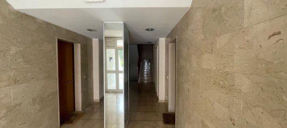 4-salle Appartement à Taranto, Italy No. 191169 6