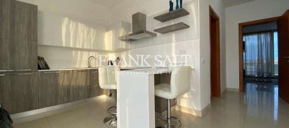 1 chambre Penthouse à Gzira, Malta No. 6645 9