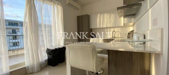 1 chambre Penthouse à Gzira, Malta No. 6645 8