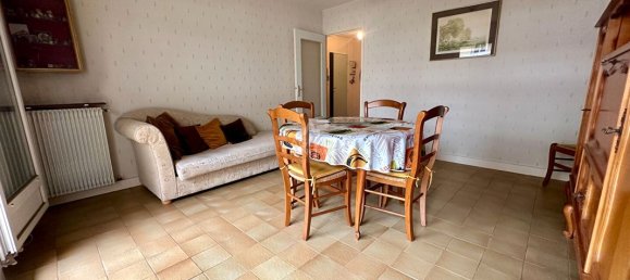 Квартира с 2 спальнями в Пуасси, Франция № 168799 2