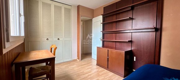 Квартира с 2 спальнями в Пуасси, Франция № 168799 9