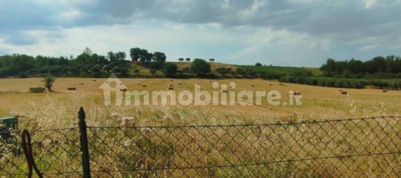 3 Schlafzimmer Haus in Loreto Aprutino, Italy, Nr. 281442 10