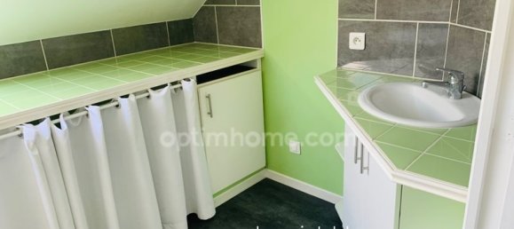 6 chambres Maison à Neuville-Saint-Rémy, France No. 63120 24