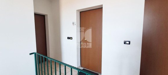 2 bedrooms Apartment in Mantua, Italy No. 329822 10