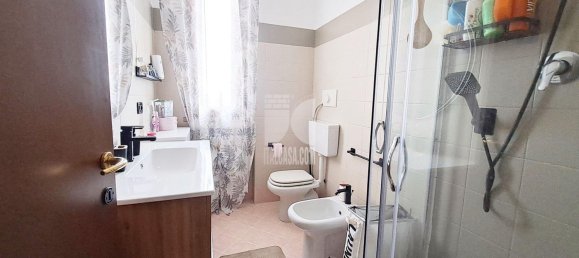 2 bedrooms Apartment in Mantua, Italy No. 329822 15