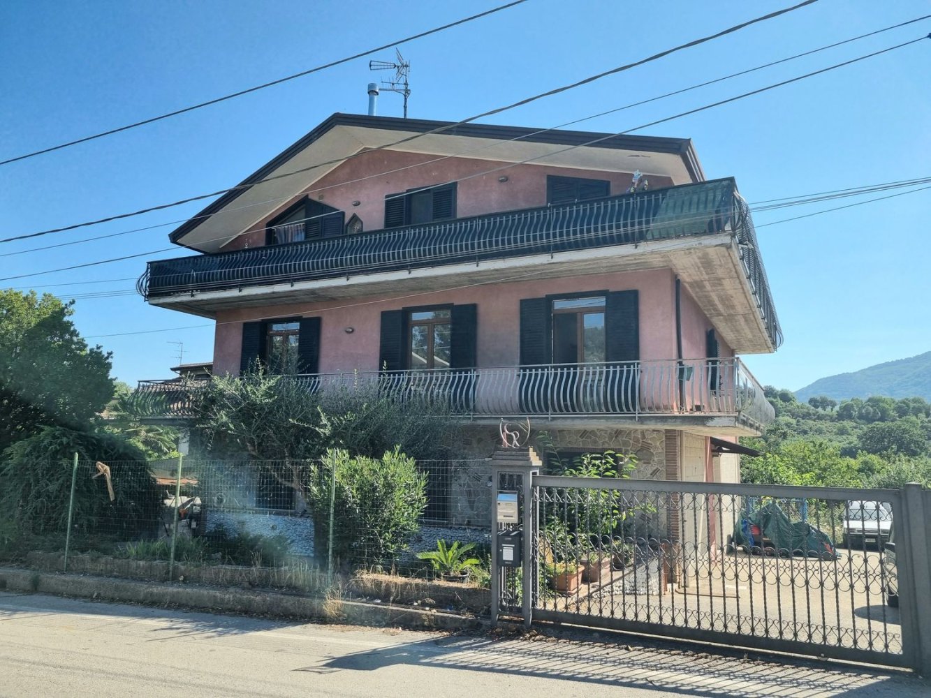 5 rooms Penthouse in Cesinali, Italy No. 285619