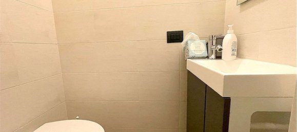 50m² Commercial property in Como, Italy No. 309089 6