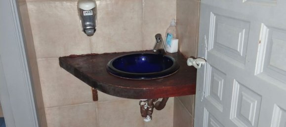 80m² Commercial property in Santander, Spain No. 149891 10