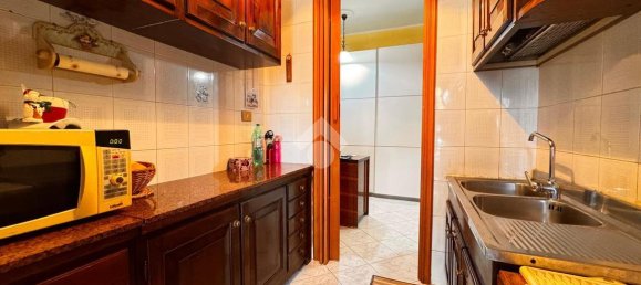 3 rooms Apartment in Rome, Italy No. 88839 8