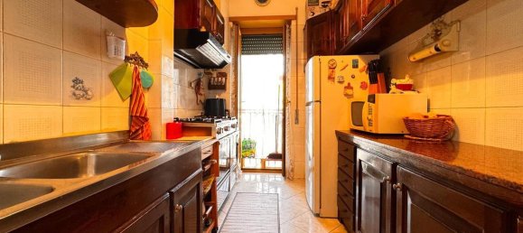 3 rooms Apartment in Rome, Italy No. 88839 7
