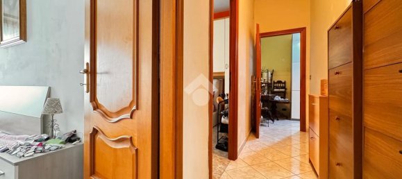 3 rooms Apartment in Rome, Italy No. 88839 9