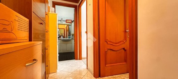 3 rooms Apartment in Rome, Italy No. 88839 12