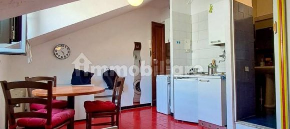 1 chambre Appartement à Turin, Italy No. 324672 9