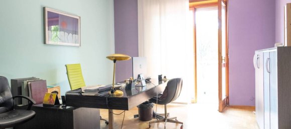 3 Schlafzimmer Wohnung in Turin, Italy, Nr. 260778 8