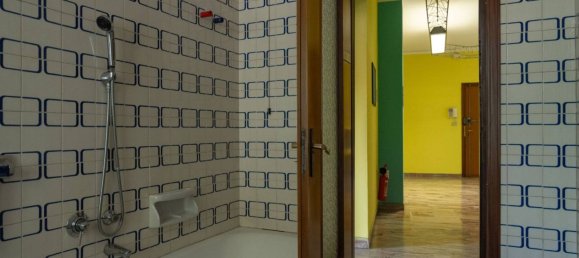 3 Schlafzimmer Wohnung in Turin, Italy, Nr. 260778 30