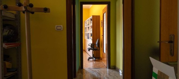 3 Schlafzimmer Wohnung in Turin, Italy, Nr. 260778 21