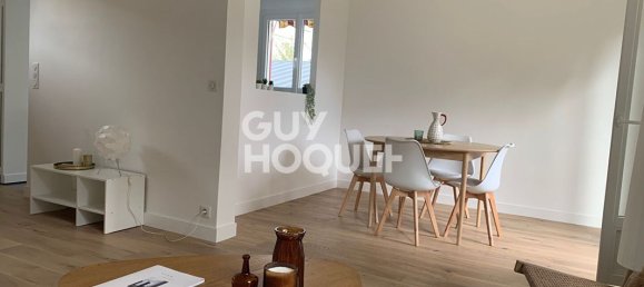 3 bedrooms House in Colombes, France No. 188745 9