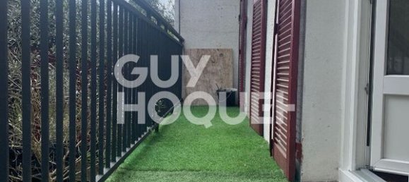 3 bedrooms House in Colombes, France No. 188745 10