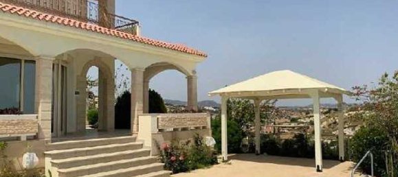 Дом с 5 спальнями в Агиос Тихонас, Кипр № 11611 10