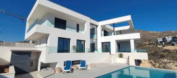 5 غرف نوم فيلا في Alicante, Spain رقم 63657 2