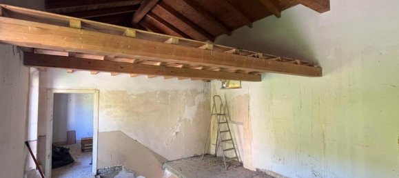 Дом с 4 комнатами в Бассано ин Теверина, Италия № 134641 5