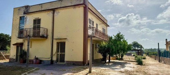 Villa de 9 dormitorios en Nettuno, Italy No. 359820 11