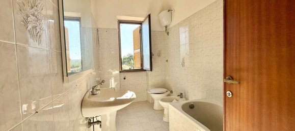 Villa de 9 dormitorios en Nettuno, Italy No. 359820 40