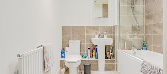 2 Schlafzimmer Wohnung in Crawley, United Kingdom, Nr. 6286 11