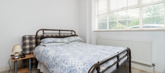 Apartamento en Sutton, United Kingdom No. 2652 7