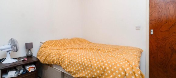 Apartamento en Sutton, United Kingdom No. 2652 9