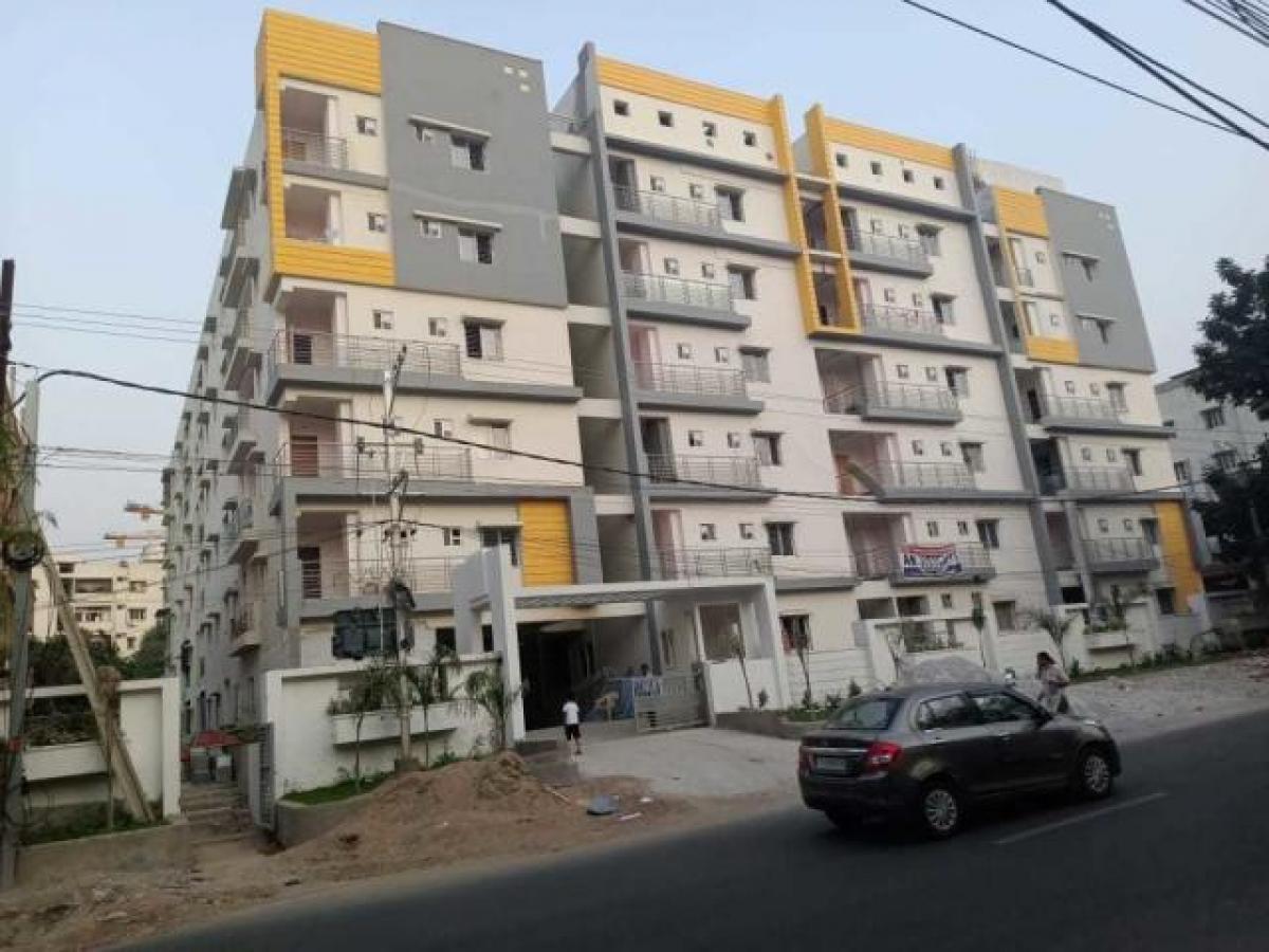 3 bedrooms House in Hyderabad, India No. 42345