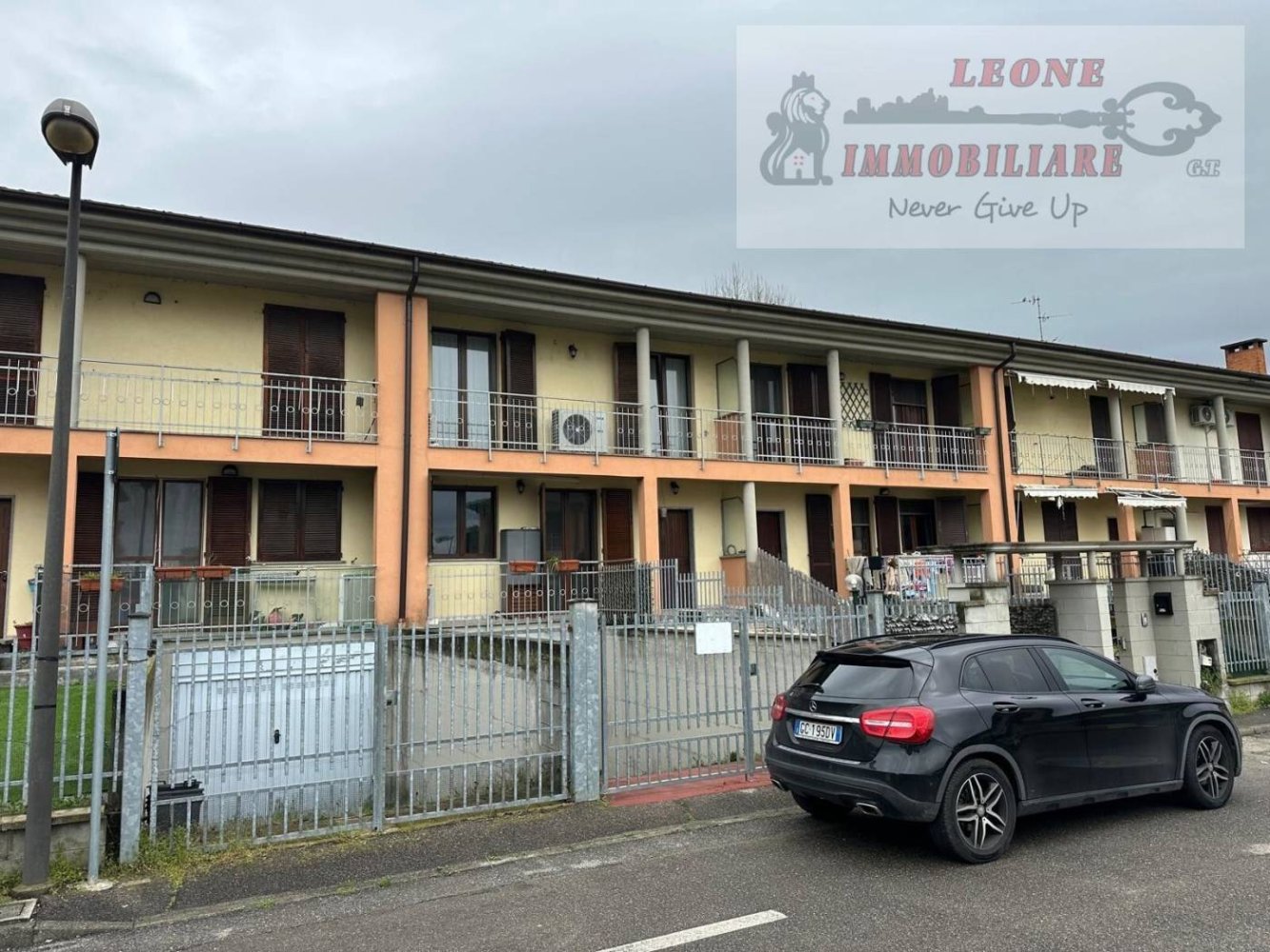 3 bedrooms House in Marzano, Italy No. 198373