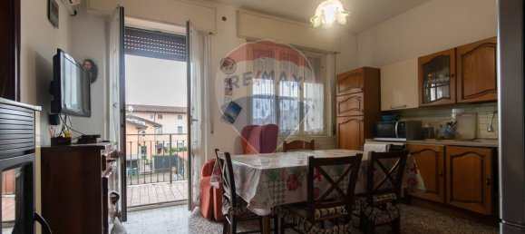 Apartamento de 3 dormitorios en Comezzano Cizzago, Italy No. 361358 4