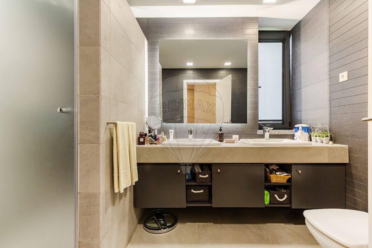 5 bedrooms House in Setubal, Portugal No. 19536