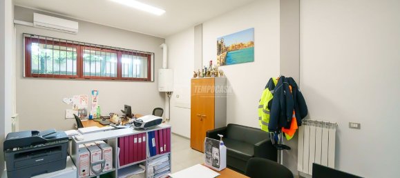 Коммерческая недвижимость 25м² в Нова Миланезе, Италия № 338379 2