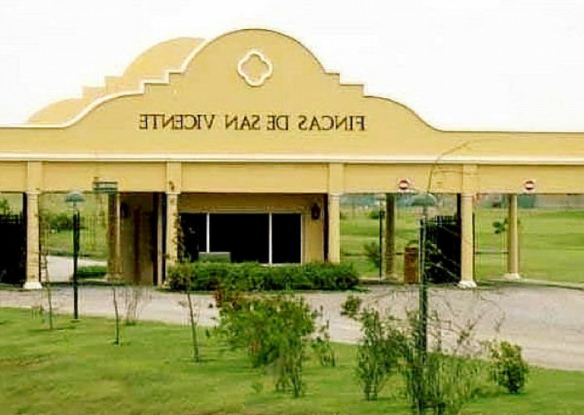 Terreno en San Vicente, Argentina No. 44765