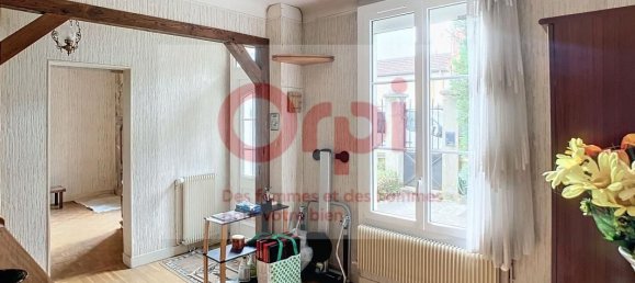 2 bedrooms Apartment in Issy-les-Moulineaux, France No. 161555 3