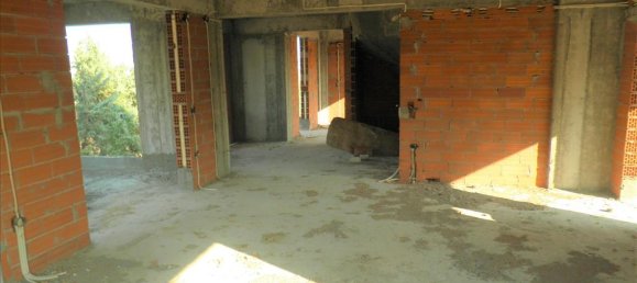 5 bedrooms Property in Thessaloniki, Greece No. 4675 18