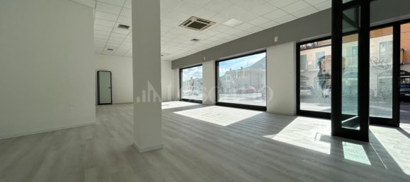 3 rooms Commercial property in Villa Carcina, Italy No. 331946 7