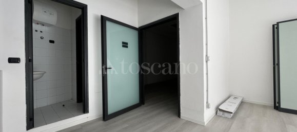 3 rooms Commercial property in Villa Carcina, Italy No. 331946 9