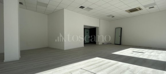 3 rooms Commercial property in Villa Carcina, Italy No. 331946 5