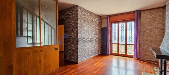 Apartamento de 2 dormitorios en Desio, Italy No. 344387 2
