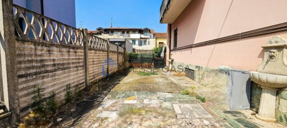 Apartamento de 2 dormitorios en Desio, Italy No. 344387 27