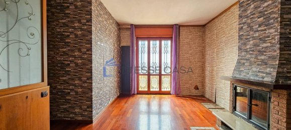 Apartamento de 2 dormitorios en Desio, Italy No. 344387 3