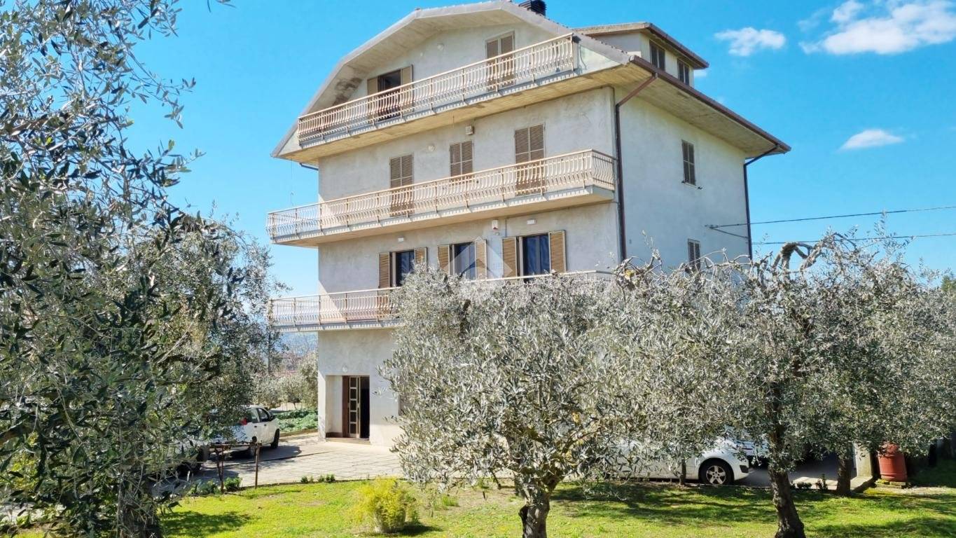 2 bedrooms Apartment in Monsampolo del Tronto, Italy No. 218586
