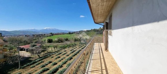 2 bedrooms Apartment in Monsampolo del Tronto, Italy No. 218586 8