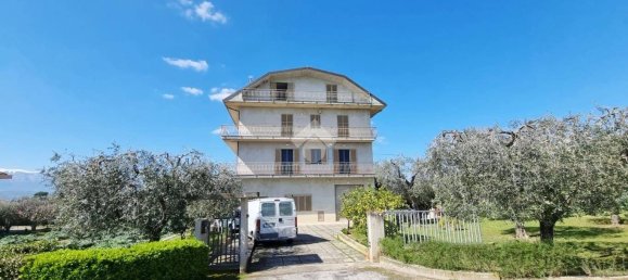 2 bedrooms Apartment in Monsampolo del Tronto, Italy No. 218586 2